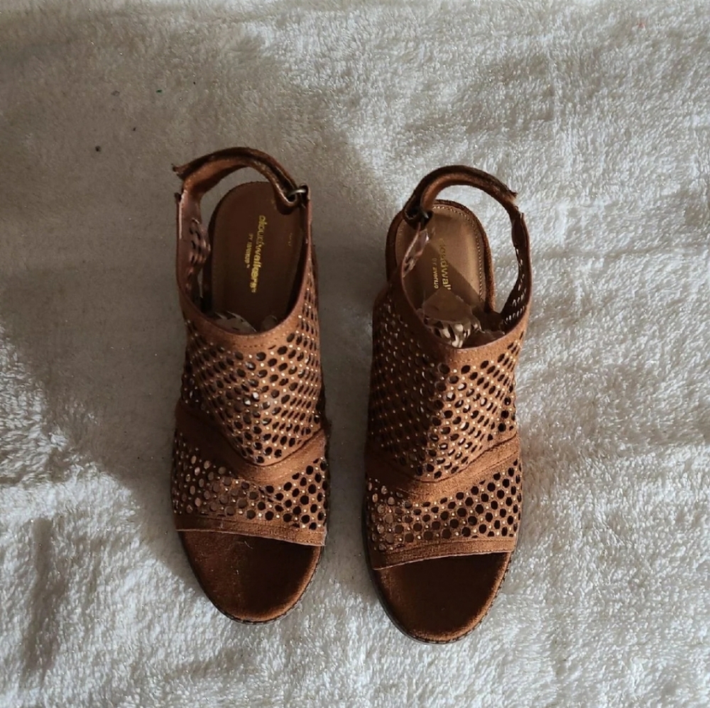Women's Sandals